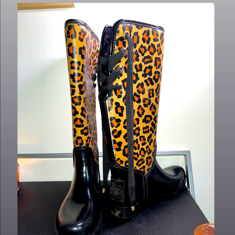 Size 9 coach rain boots